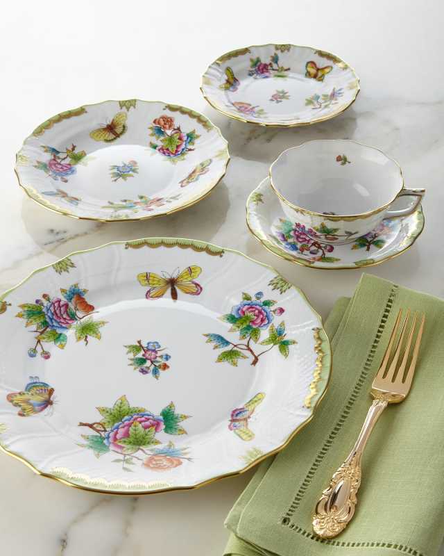 Queen Victoria Soup Cup